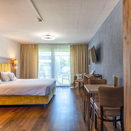 Hotel Residence Loren - Contact & Contactless Check-In Uster Exterior photo