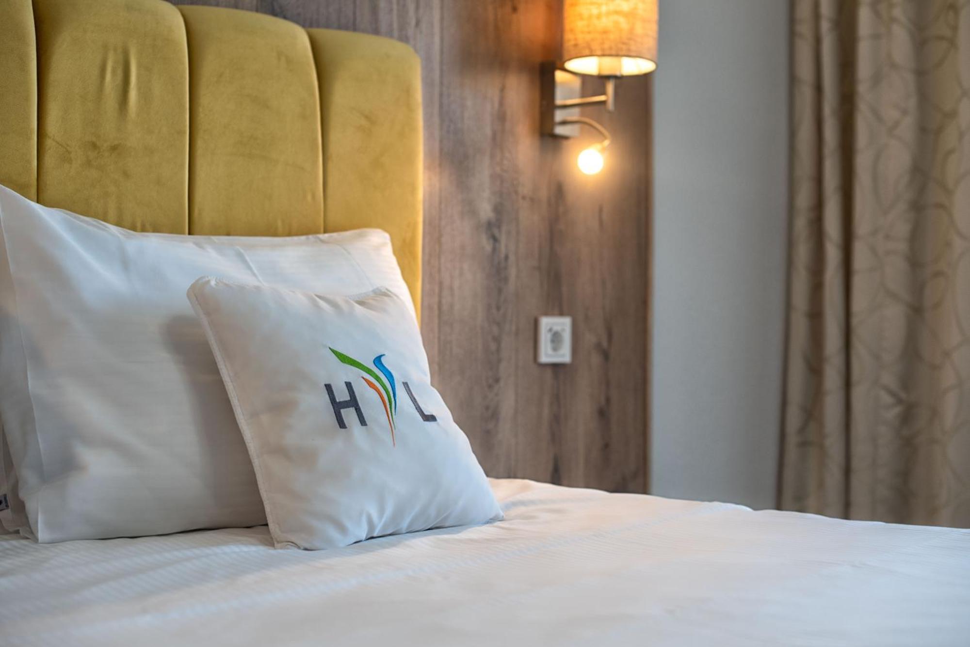 Hotel Residence Loren - Contact & Contactless Check-In Uster Exterior photo
