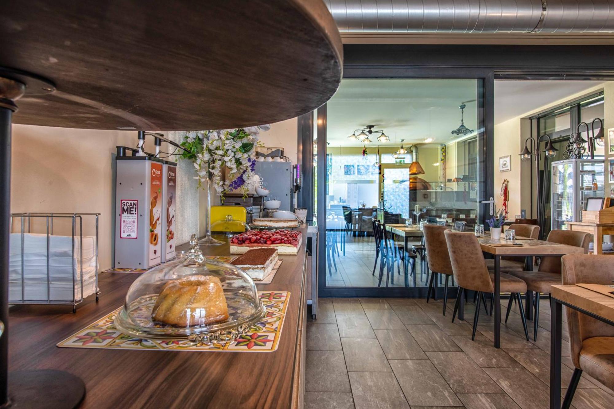 Hotel Residence Loren - Contact & Contactless Check-In Uster Exterior photo