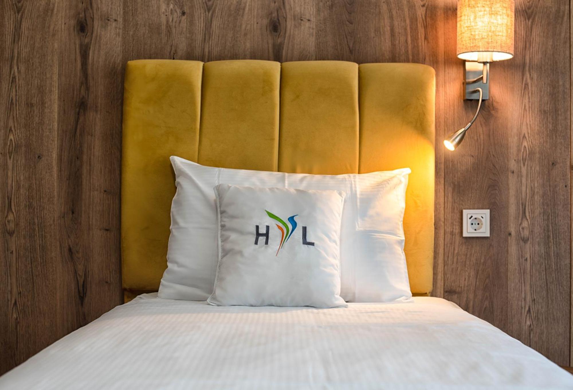 Hotel Residence Loren - Contact & Contactless Check-In Uster Exterior photo